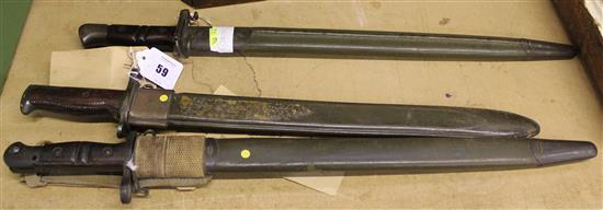 American First W.W 1913 Remmington & 1917 with glaming bomb & eagle mark & similar 1918 M3 bayonets(-)